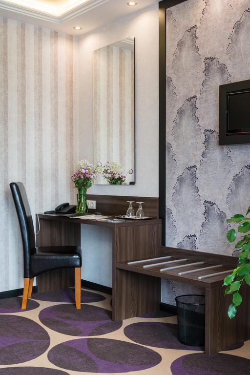 Victoria Garden Hotel Es Etterem Ньїредьгаза Екстер'єр фото